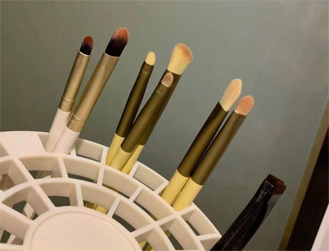 Paint By Numbers Tool - Plastic Paint Brush Holder